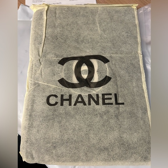 CHANEL BLACK Puffy Travel Make up Bag 12"x9" NEW - Picture 11 of 11